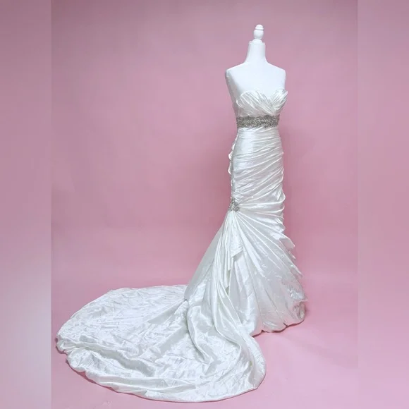 Sottero and Midgley Couture Ivory Strapless Gown - Picture 9 of 16